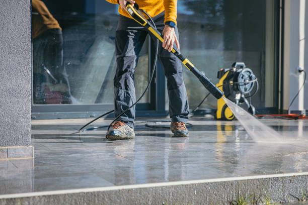 Why Choose Our Certified Pressure Washing Experts for Your Project Needs in Florin, CA?