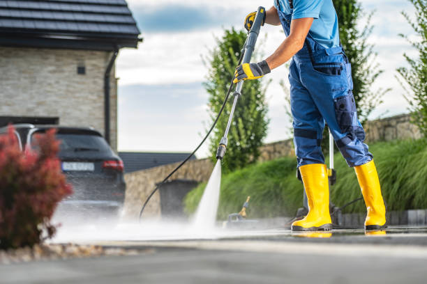 Garage Pressure Washing in Florin, CA