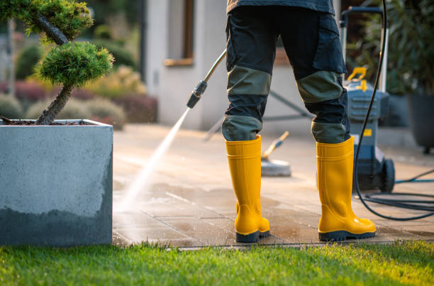 Best Garage Pressure Washing  in Florin, CA